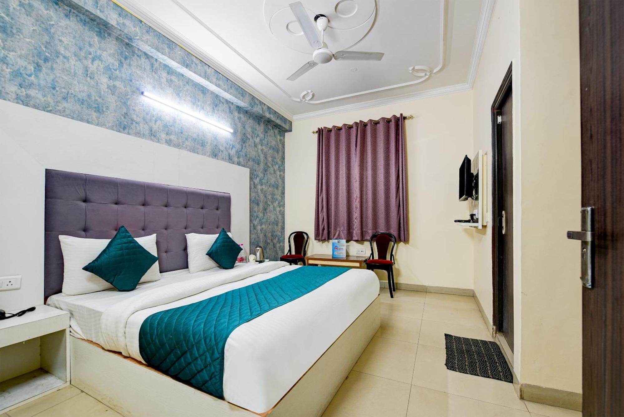 Hotel Ark Wood At Airport 新德里 外观 照片