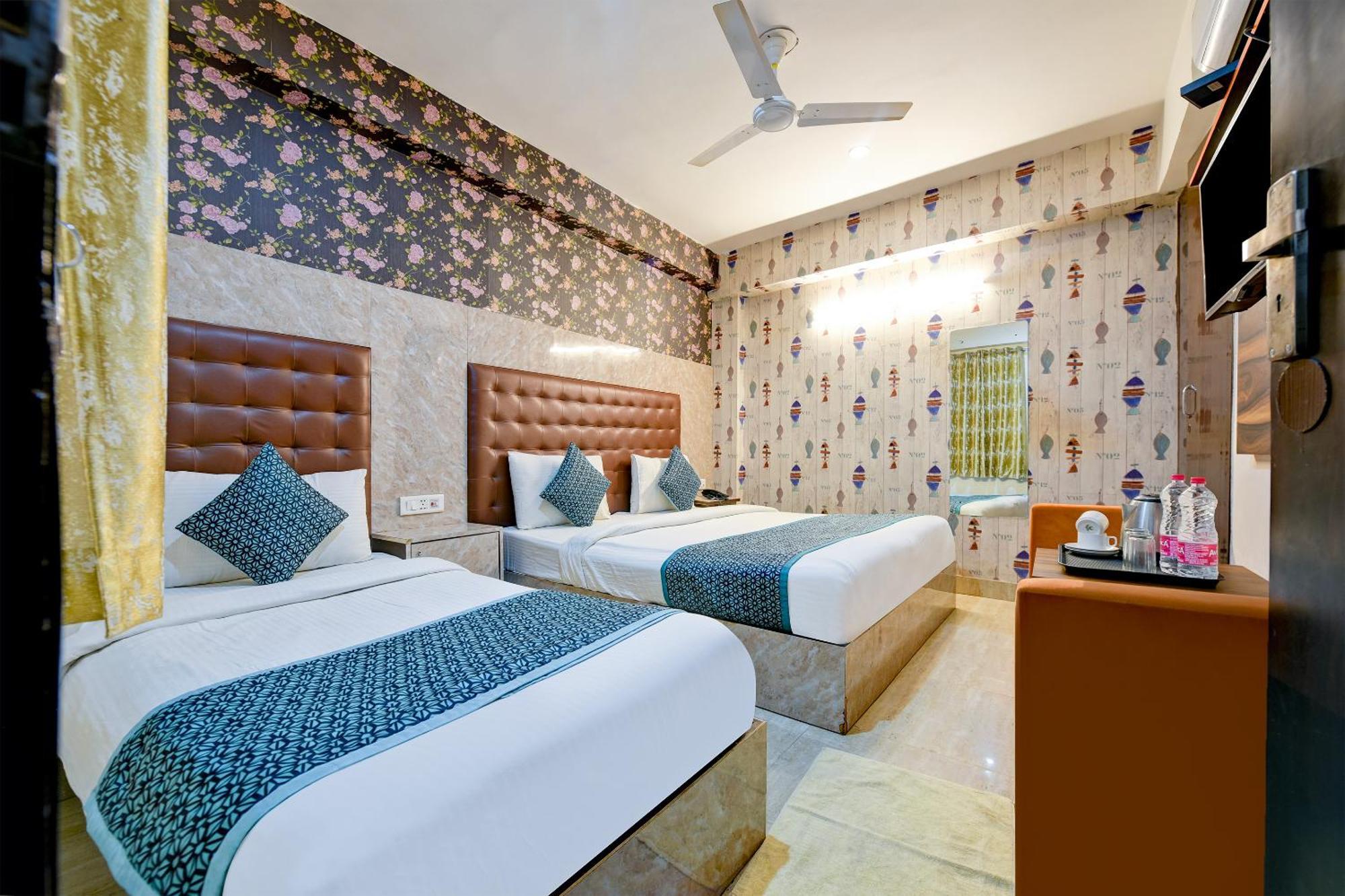 Hotel Ark Wood At Airport 新德里 外观 照片