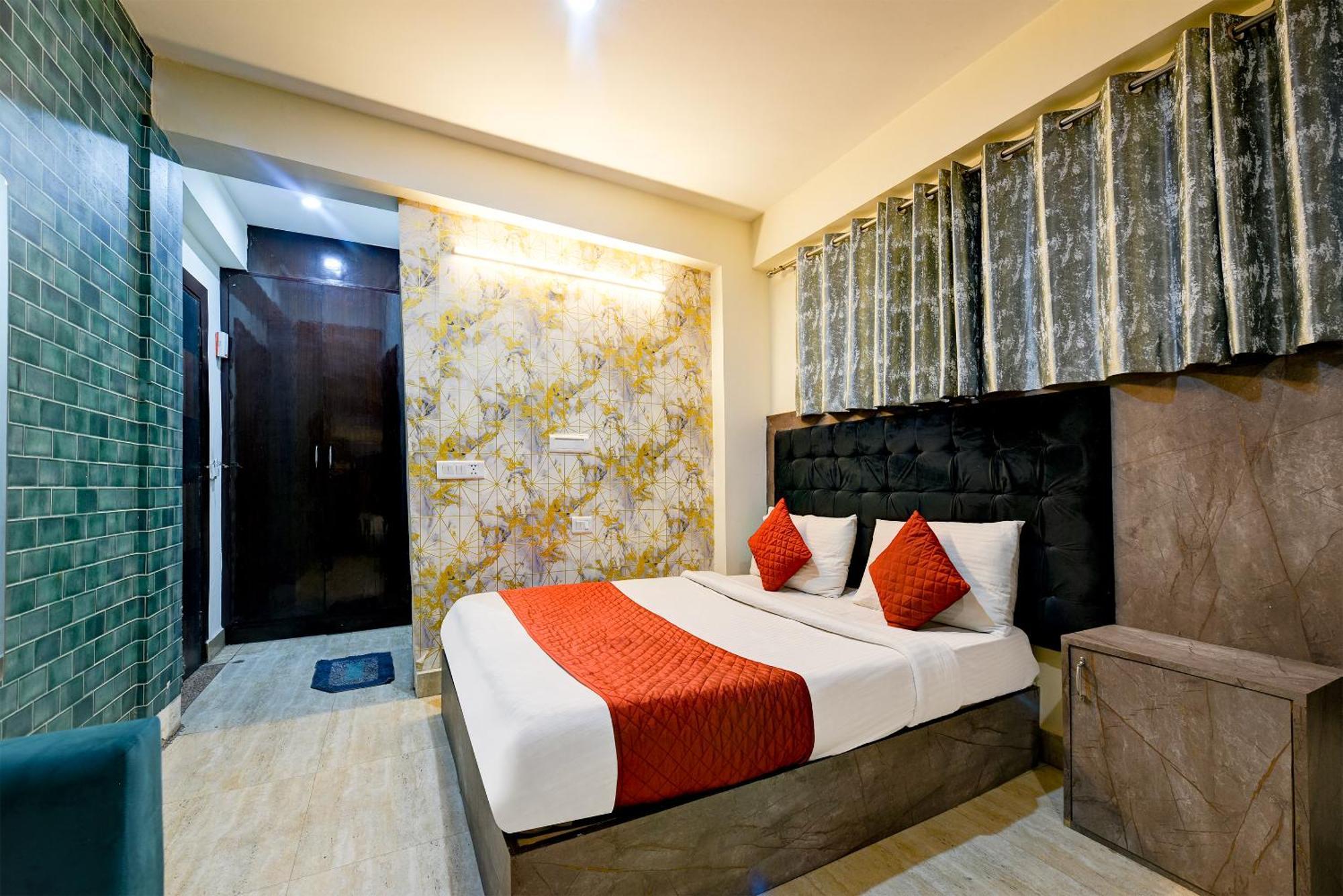 Hotel Ark Wood At Airport 新德里 外观 照片